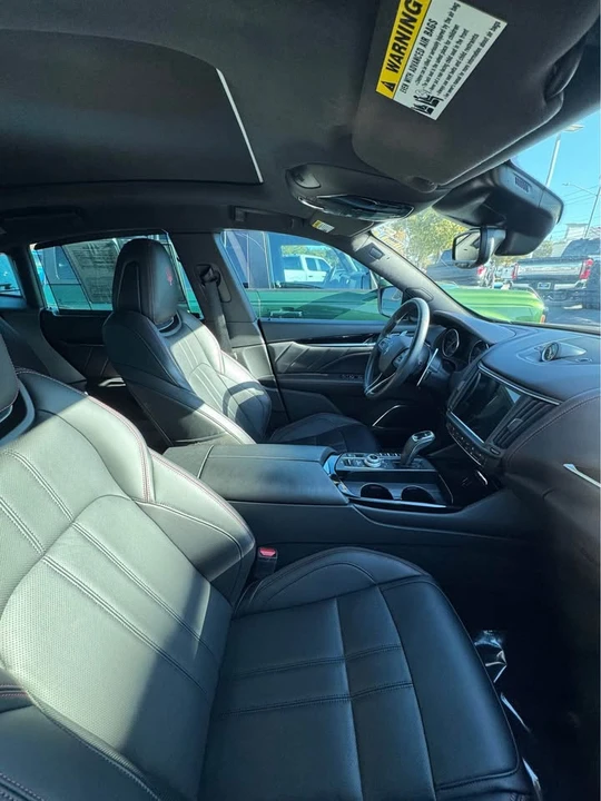 2024 Maserati Levante - Image 5 of 5