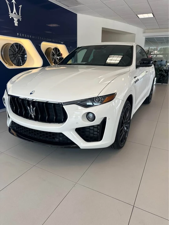 2024 Maserati Levante Modena - Image 3 of 11