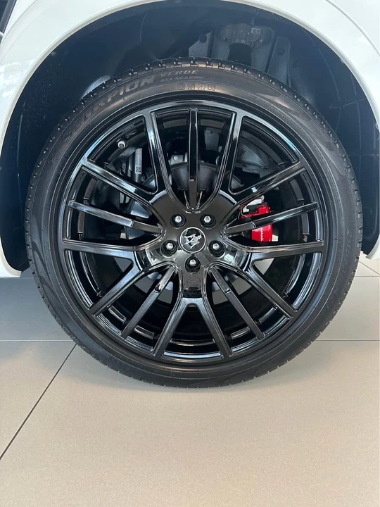 2024 Maserati Levante Modena - Image 10 of 11