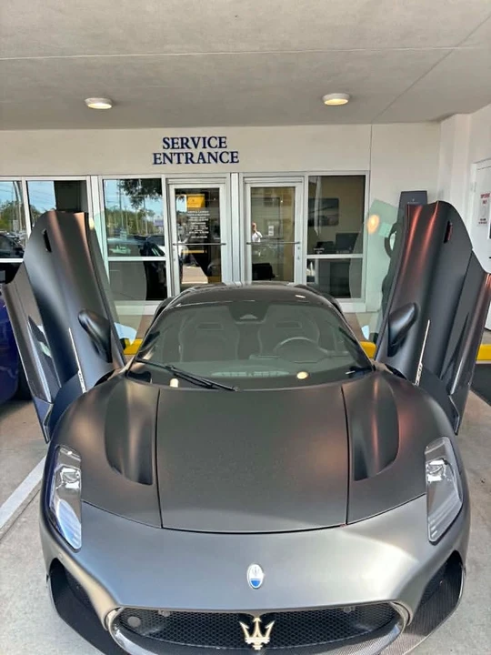 2024 Maserati MC20 - Image 2 of 8