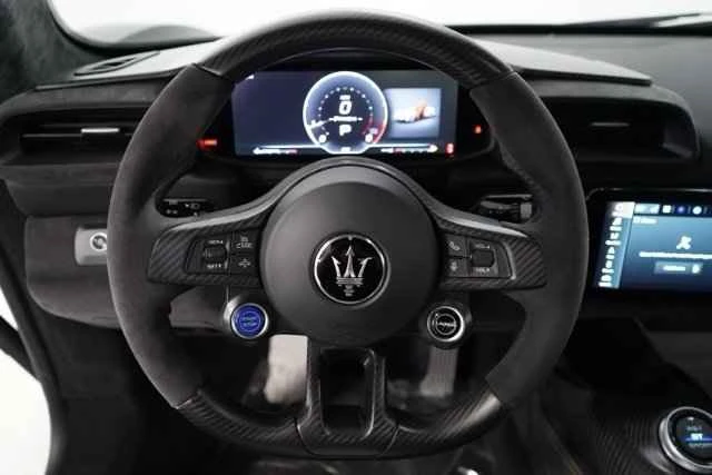 2024 Maserati MC20 - Image 14 of 17