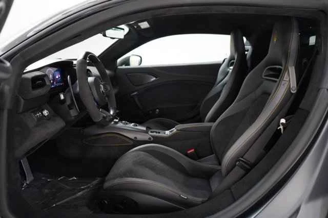 2024 Maserati MC20 - Image 11 of 17