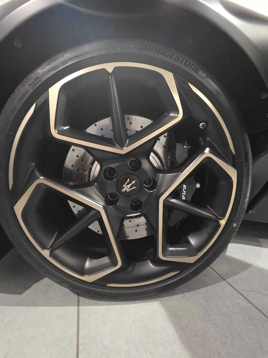 2024 Maserati MC20 - Image 10 of 17