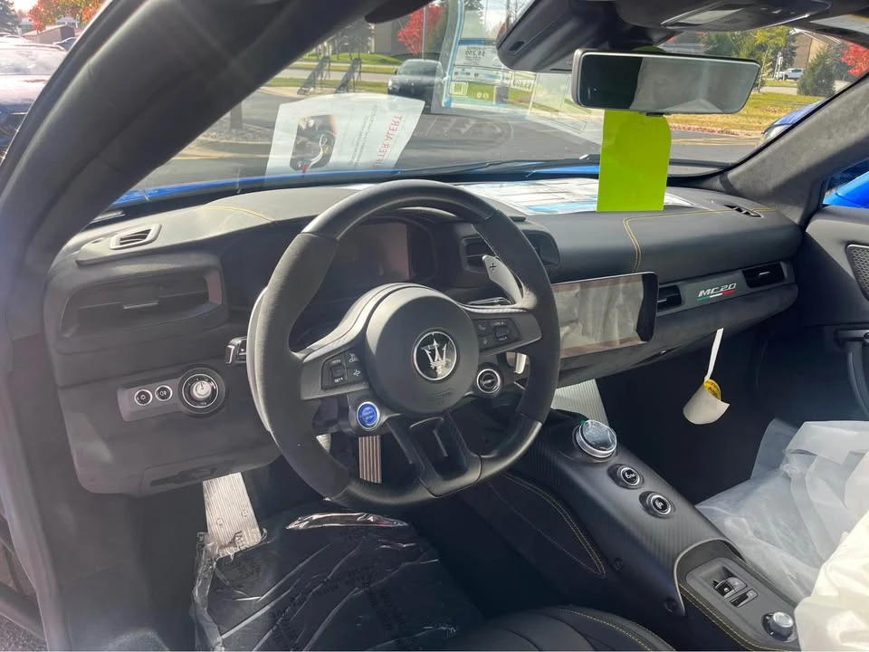 2024 Maserati MC20 Cielo - Image 7 of 9