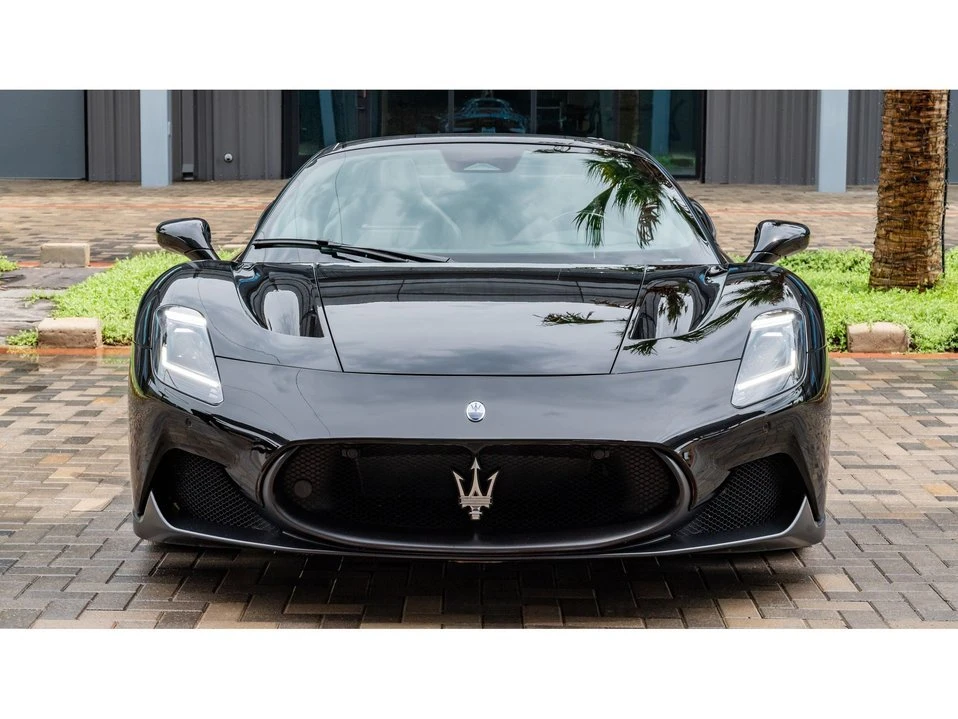 2024 Maserati MC20 Cielo - Image 2 of 20