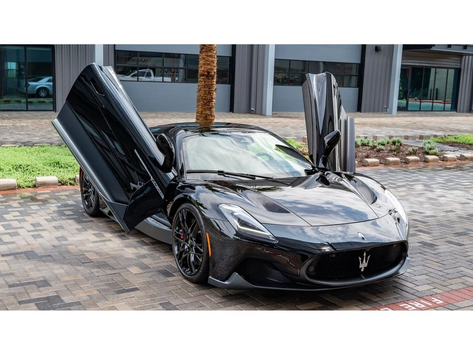 2024 Maserati MC20 Cielo - Image 17 of 20