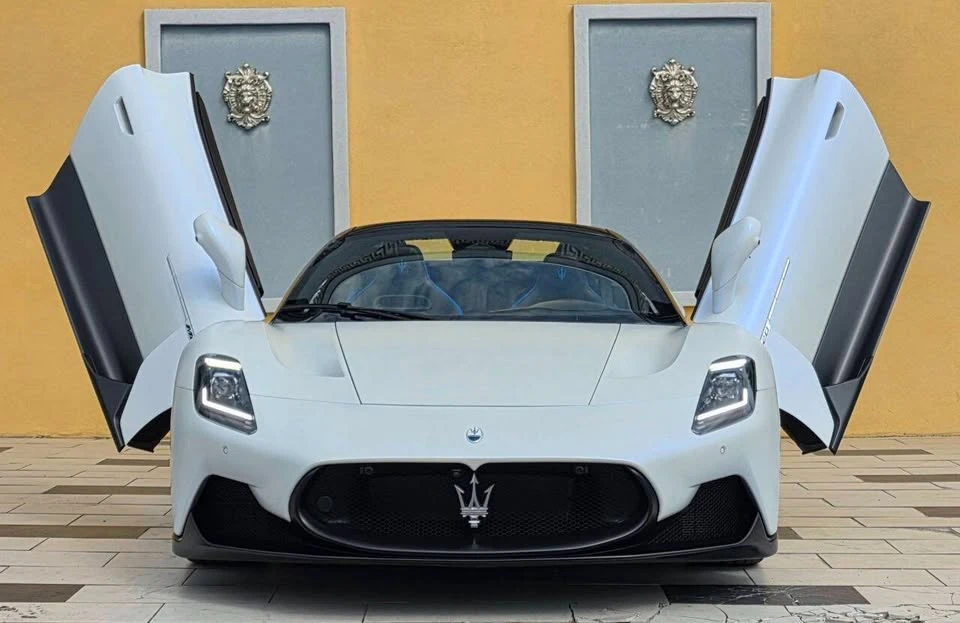 2024 Maserati MC20 Cielo - Image 2 of 20