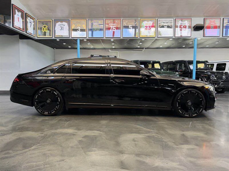 2024 Maybach - Image 4 of 12