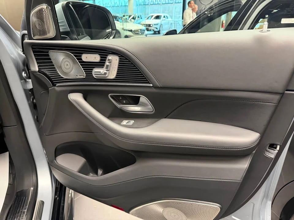 2024 Maybach - Image 10 of 14