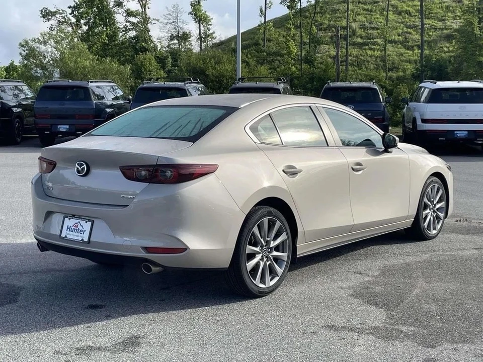 2024 Mazda Mazda 3 4th Gen - Image 22 of 25
