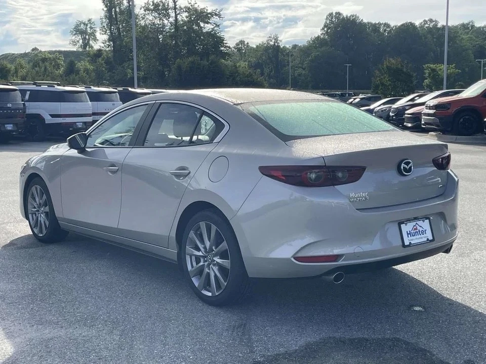 2024 Mazda Mazda 3 4th Gen - Image 20 of 25