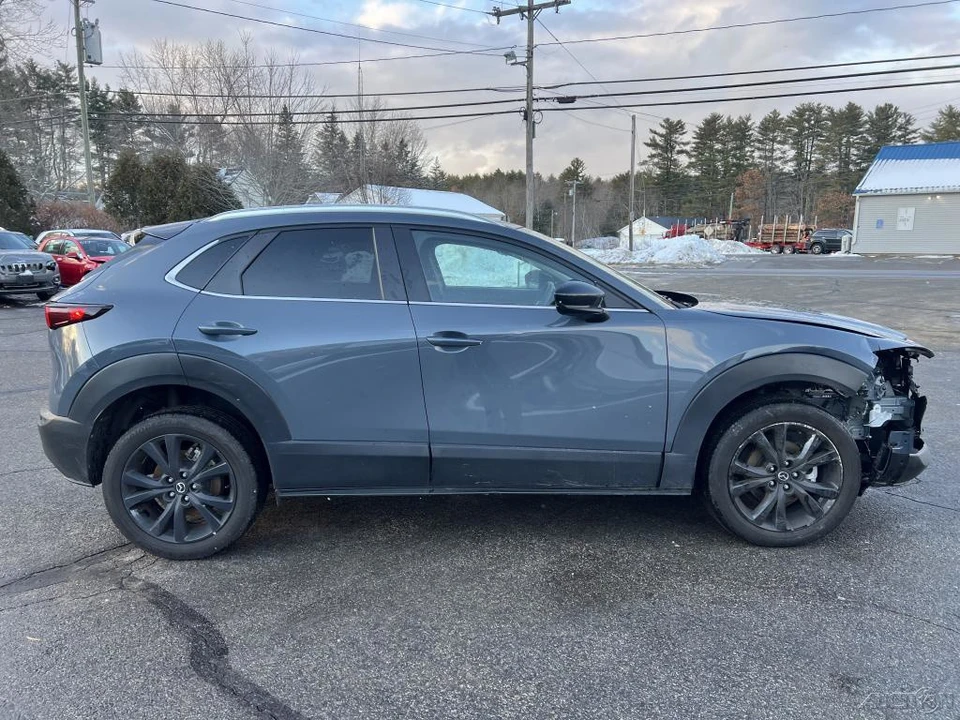 2024 Mazda CX-30 - Image 2 of 12