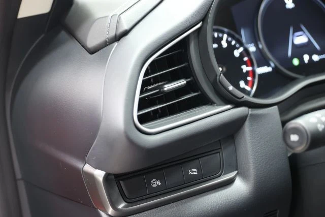 2024 Mazda CX-30 - Image 18 of 21