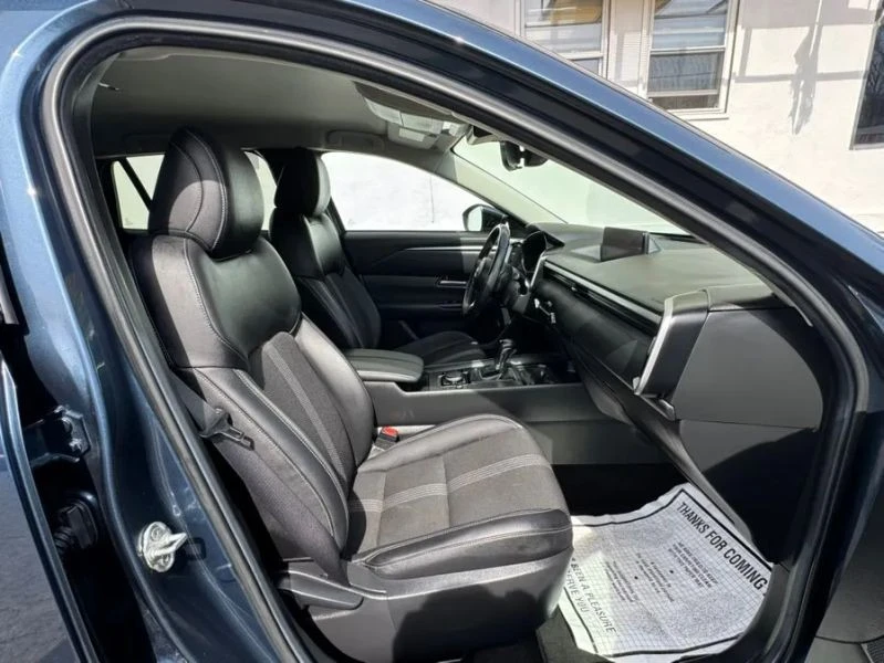 2024 Mazda CX-50 - Image 8 of 12