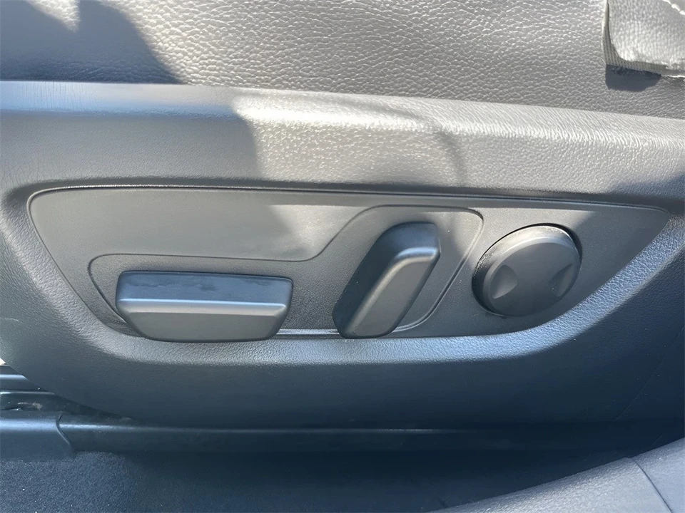 2024 Mazda CX-50 - Image 10 of 12