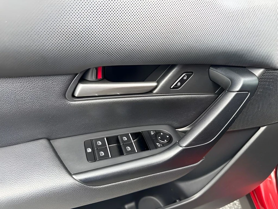 2024 Mazda CX-50 - Image 24 of 31