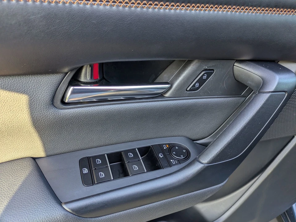 2024 Mazda CX-50 - Image 16 of 31