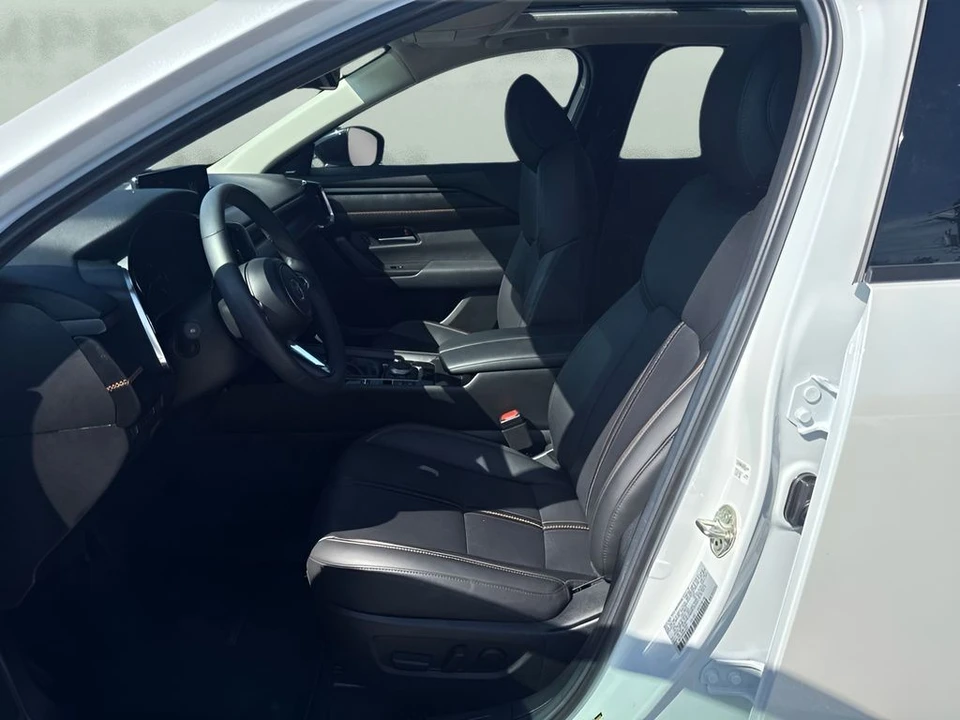 2024 Mazda CX-50 - Image 9 of 31