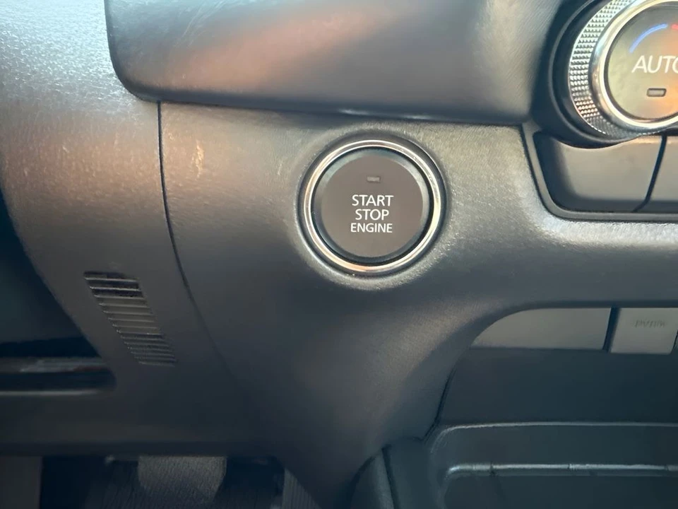 2024 Mazda CX-50 - Image 19 of 31