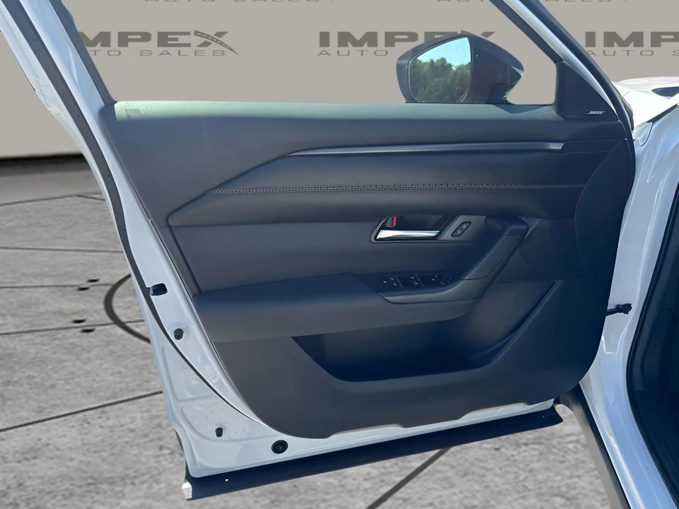 2024 Mazda CX-50 - Image 22 of 31