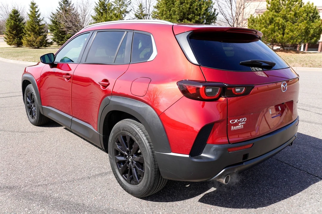 2024 Mazda CX-50 - Image 6 of 31