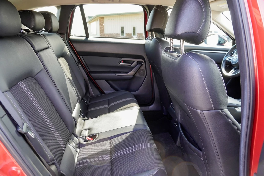 2024 Mazda CX-50 - Image 15 of 31