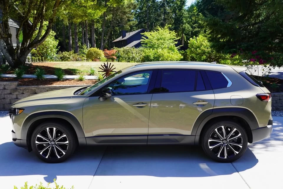 2024 Mazda CX-50 - Image 3 of 20