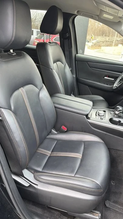 2024 Mazda CX-90 - Image 7 of 8