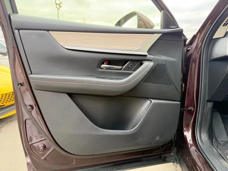 2024 Mazda CX-90 - Image 9 of 12