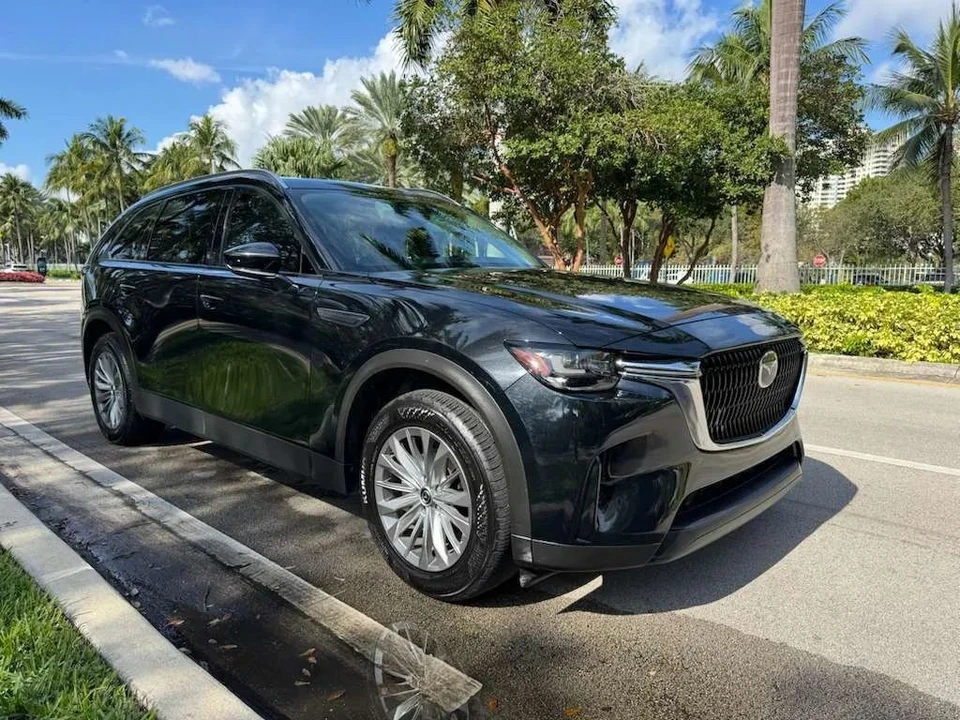 2024 Mazda CX-90 - Image 2 of 12