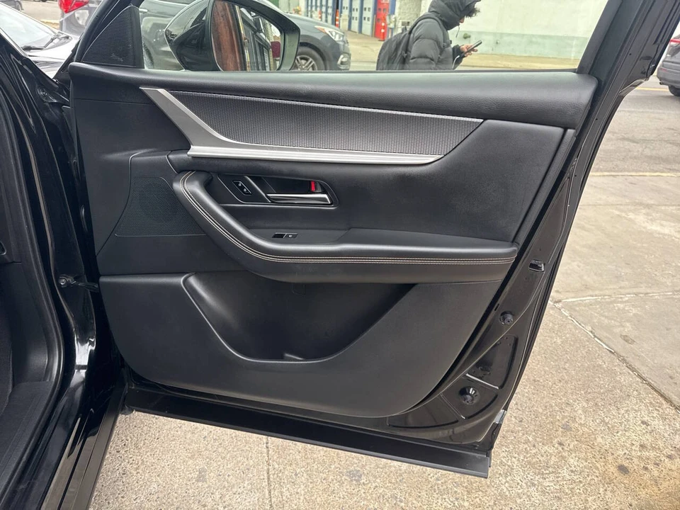 2024 Mazda CX-90 - Image 17 of 21