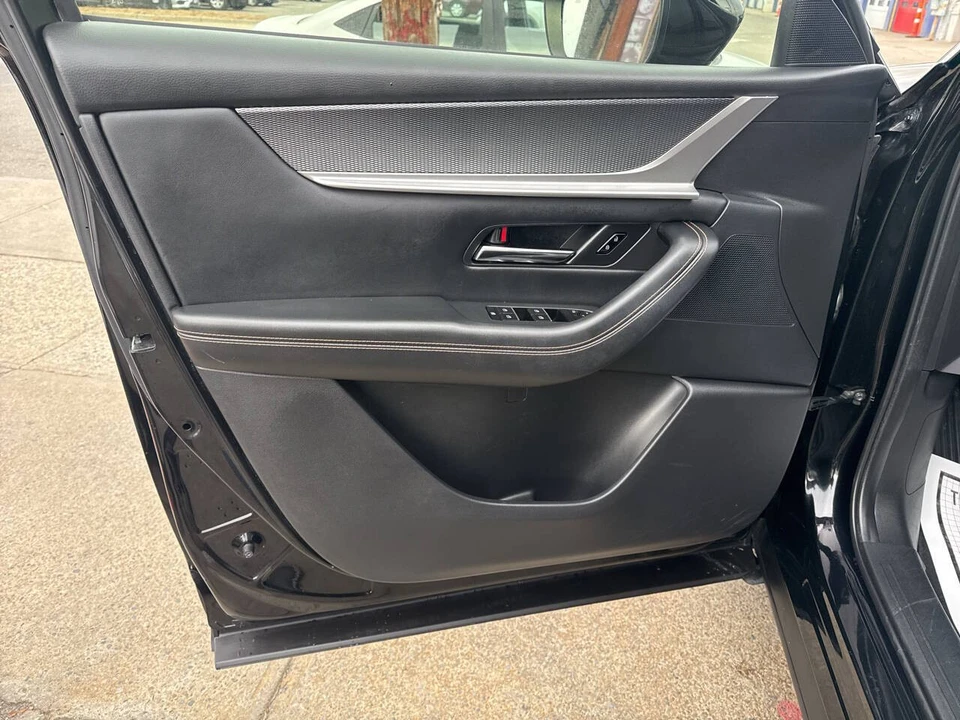 2024 Mazda CX-90 - Image 15 of 21