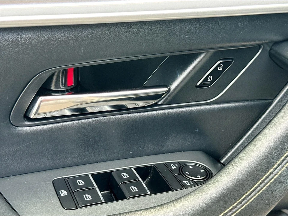 2024 Mazda CX-90 - Image 16 of 21