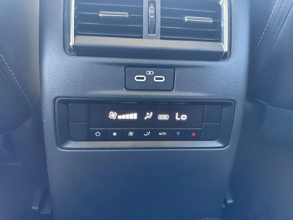 2024 Mazda CX-90 - Image 8 of 25