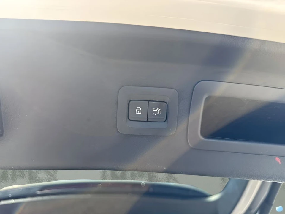2024 Mazda CX-90 - Image 20 of 25