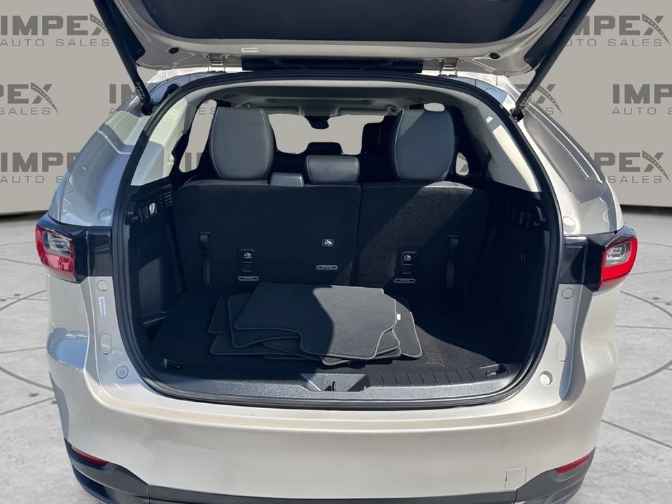 2024 Mazda CX-90 - Image 27 of 31