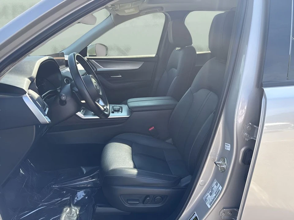 2024 Mazda CX-90 - Image 8 of 31