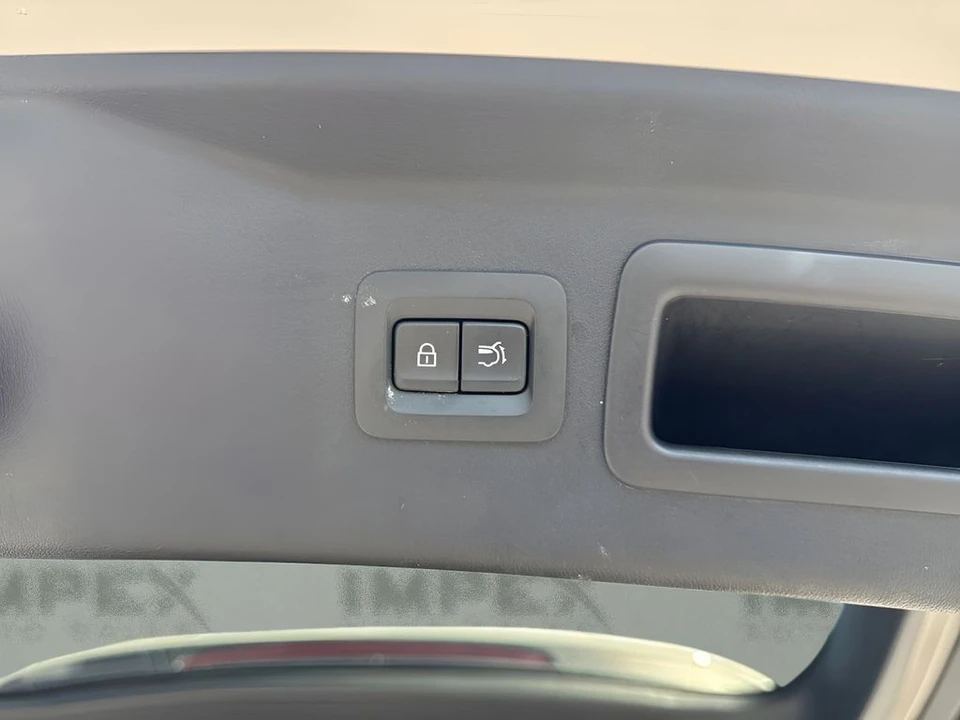 2024 Mazda CX-90 - Image 28 of 31