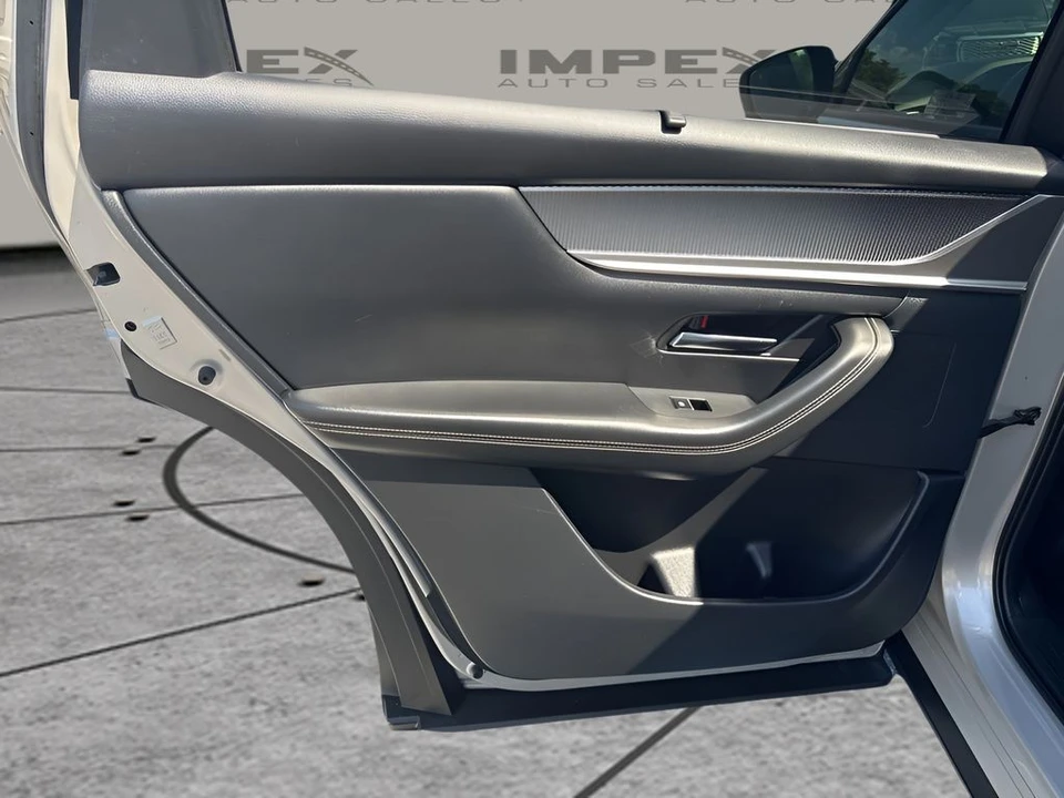 2024 Mazda CX-90 - Image 26 of 31
