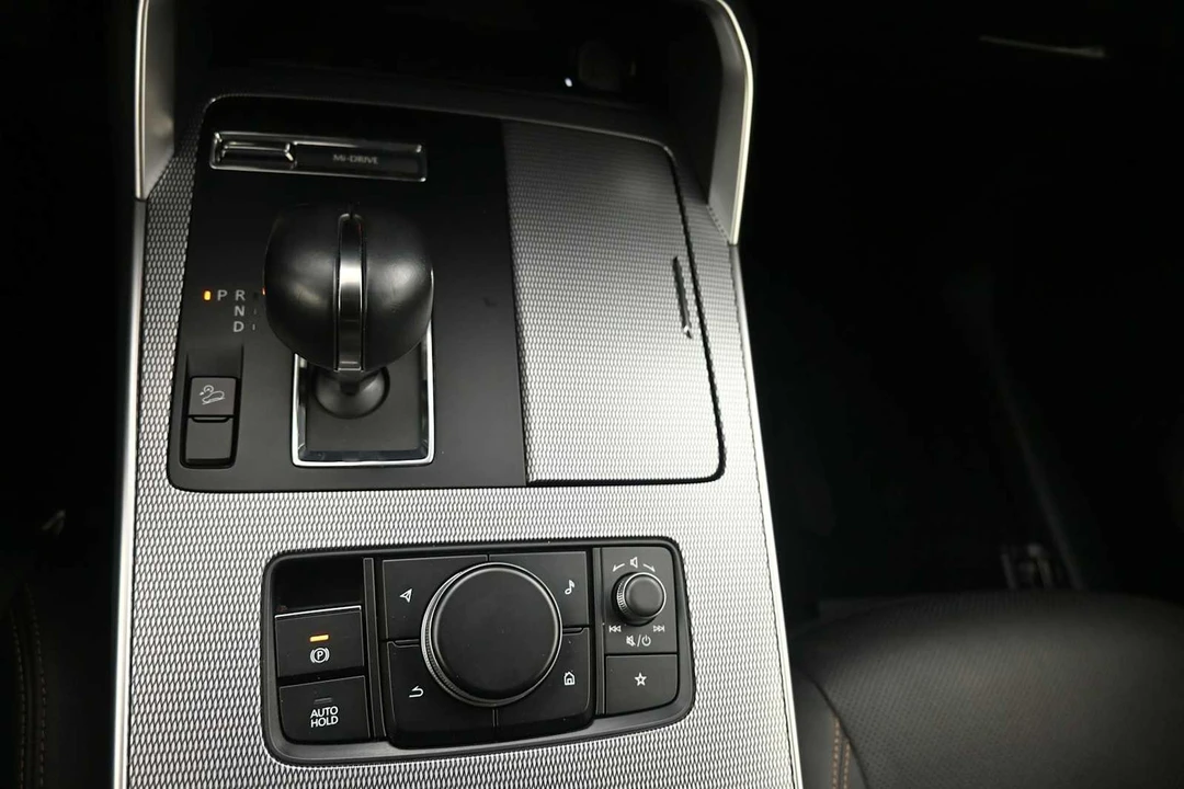 2024 Mazda CX-90 - Image 17 of 31