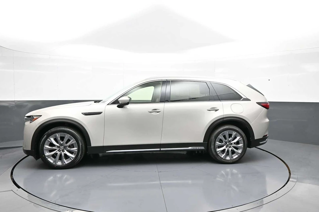 2024 Mazda CX-90 - Image 9 of 31