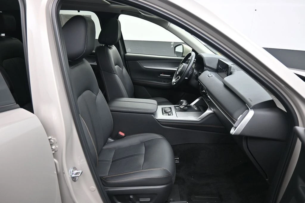 2024 Mazda CX-90 - Image 28 of 31