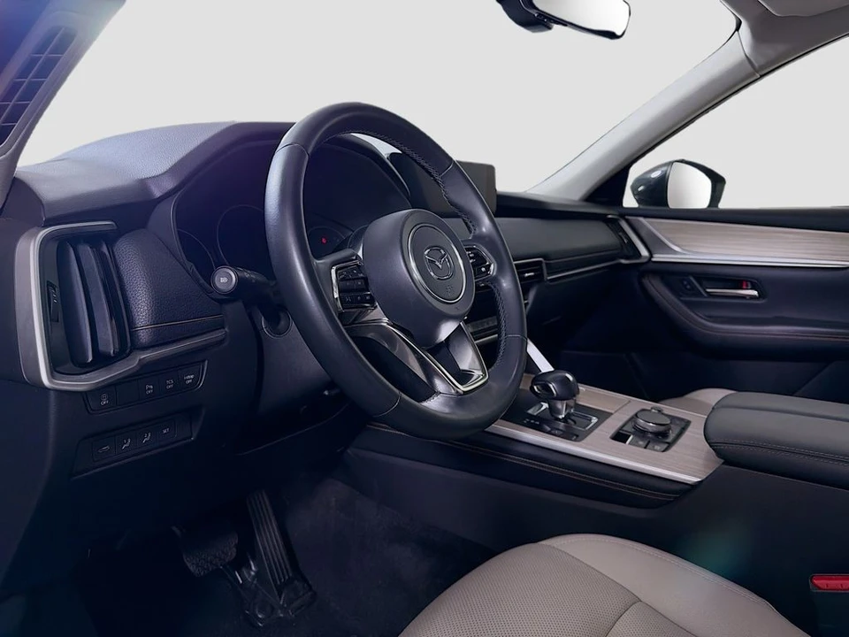 2024 Mazda CX-90 - Image 10 of 31