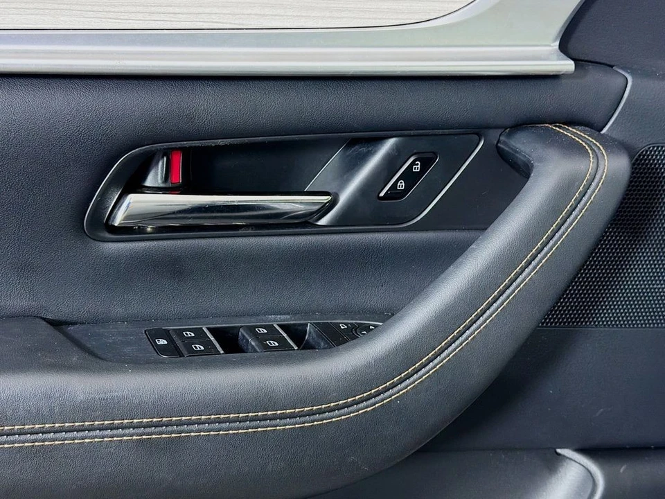 2024 Mazda CX-90 - Image 21 of 31