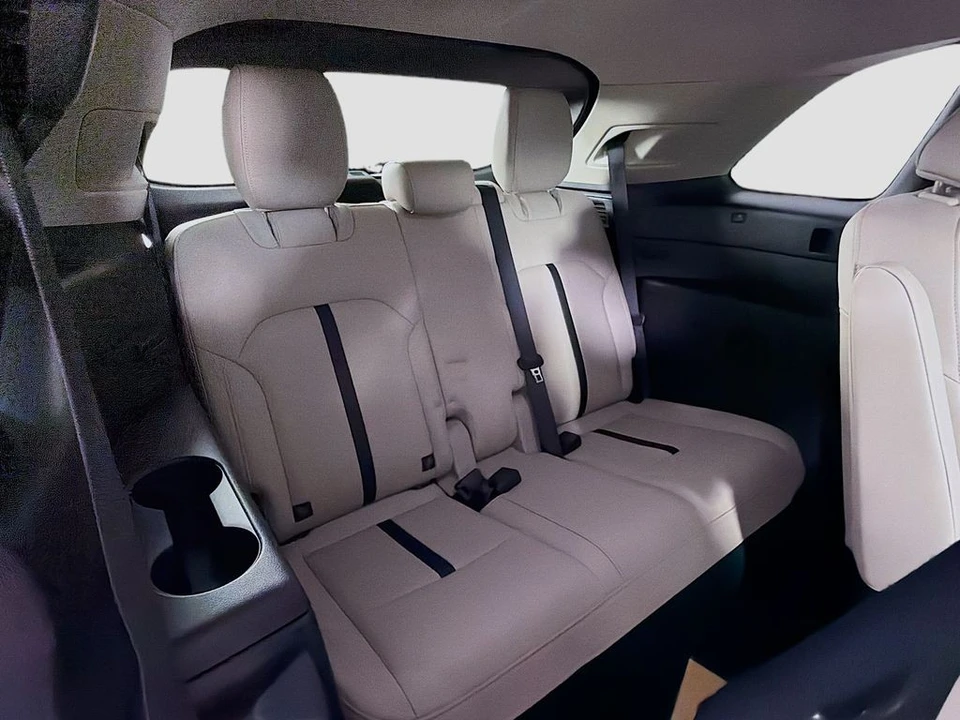 2024 Mazda CX-90 - Image 30 of 31