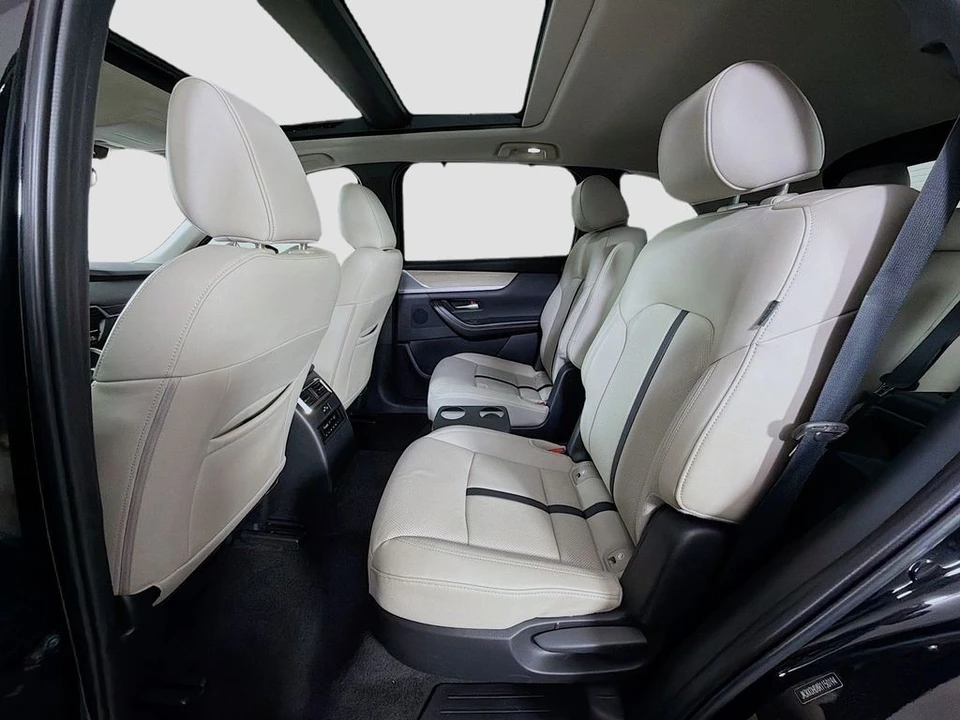 2024 Mazda CX-90 - Image 25 of 31