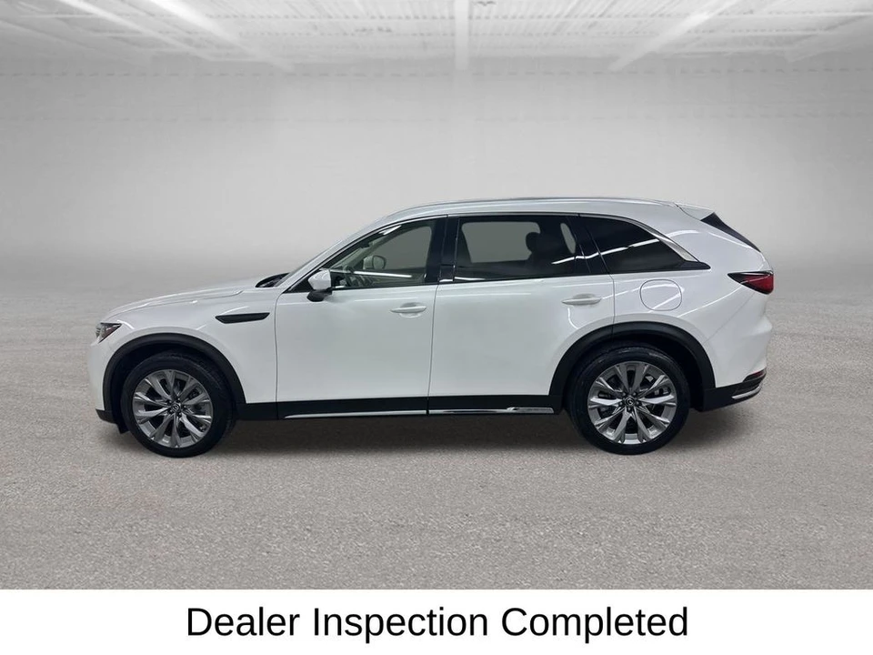 2024 Mazda CX-90 - Image 8 of 31