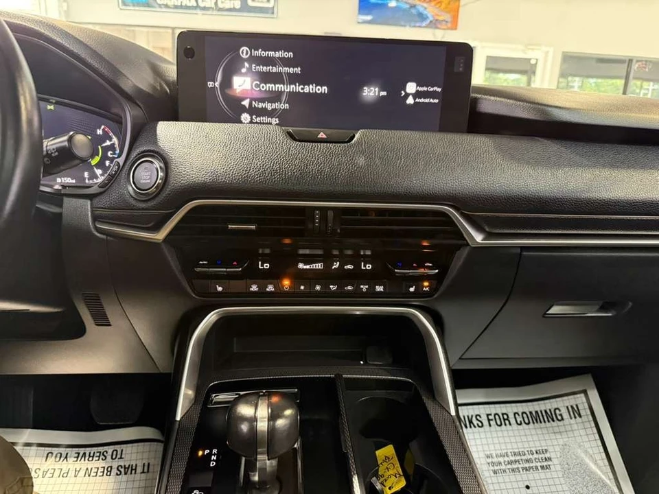 2024 Mazda CX-90 - Image 16 of 31