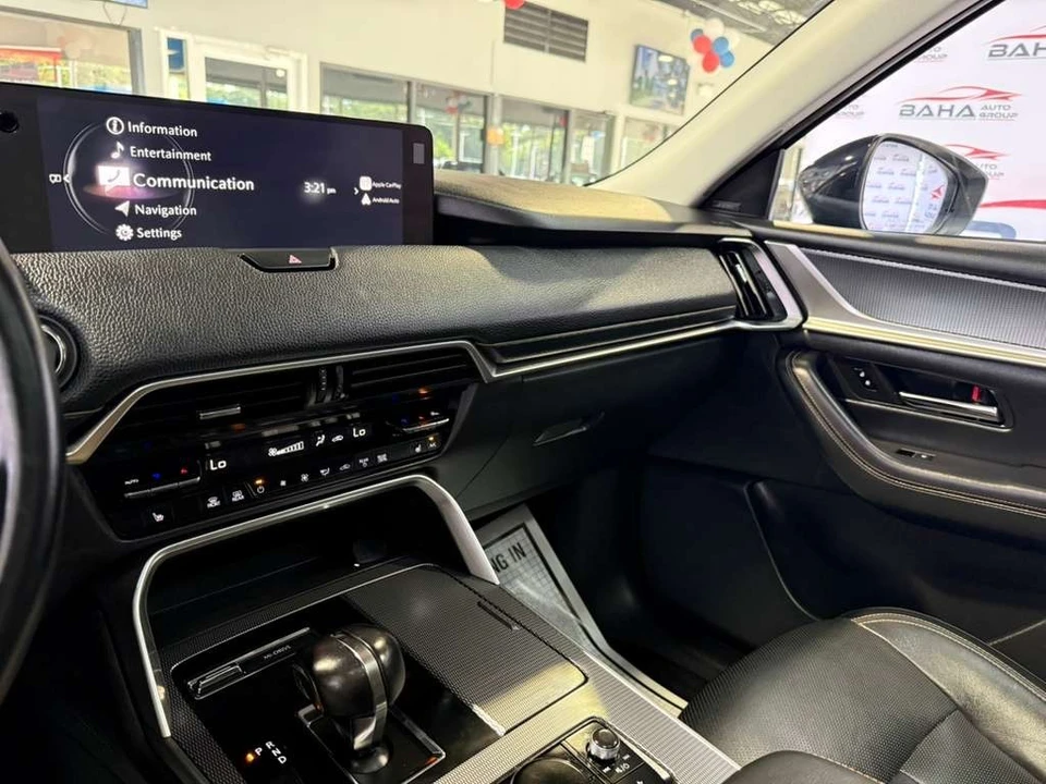2024 Mazda CX-90 - Image 19 of 31