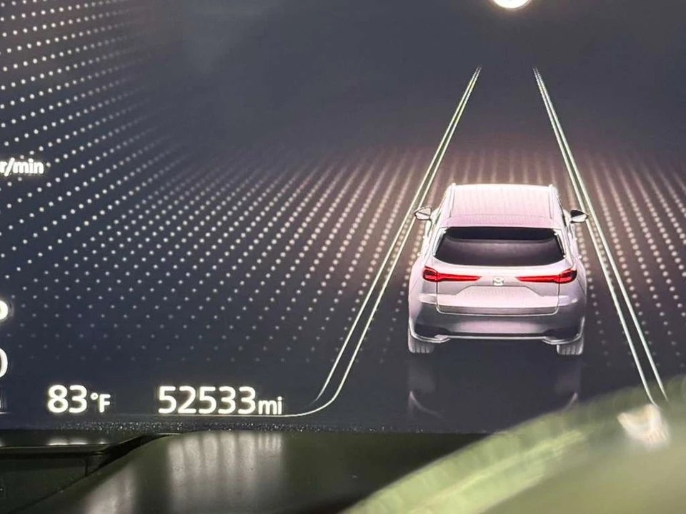 2024 Mazda CX-90 - Image 15 of 31